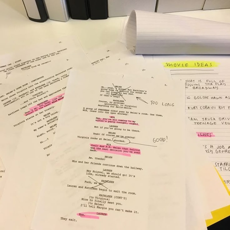 Dialogues au cinéma : révéler les personnages et faire avancer l’histoire